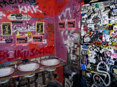 Creepy Crawl Bathroom, St. Louis, Missouri
