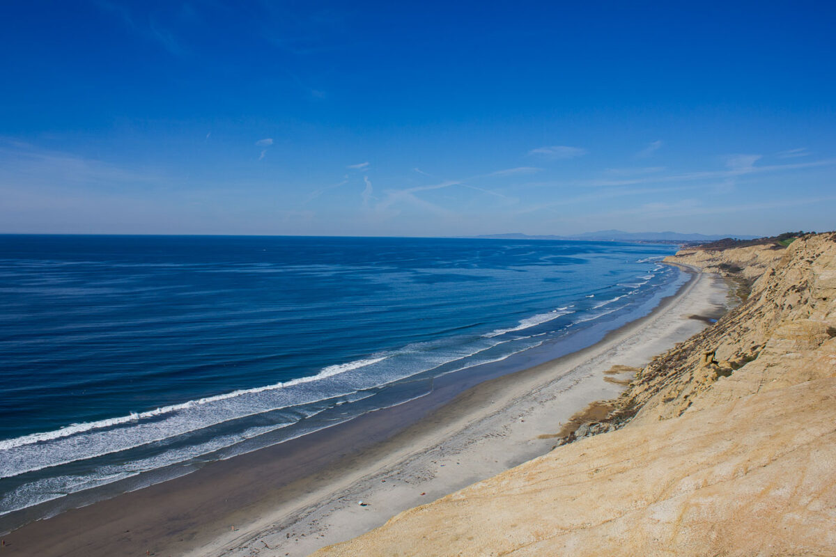 The Pacific Ocean in San Diego, California as seen from Torrey Pines Gliderport