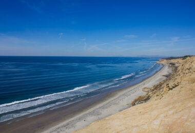 The Pacific Ocean in San Diego, California as seen from Torrey Pines Gliderport