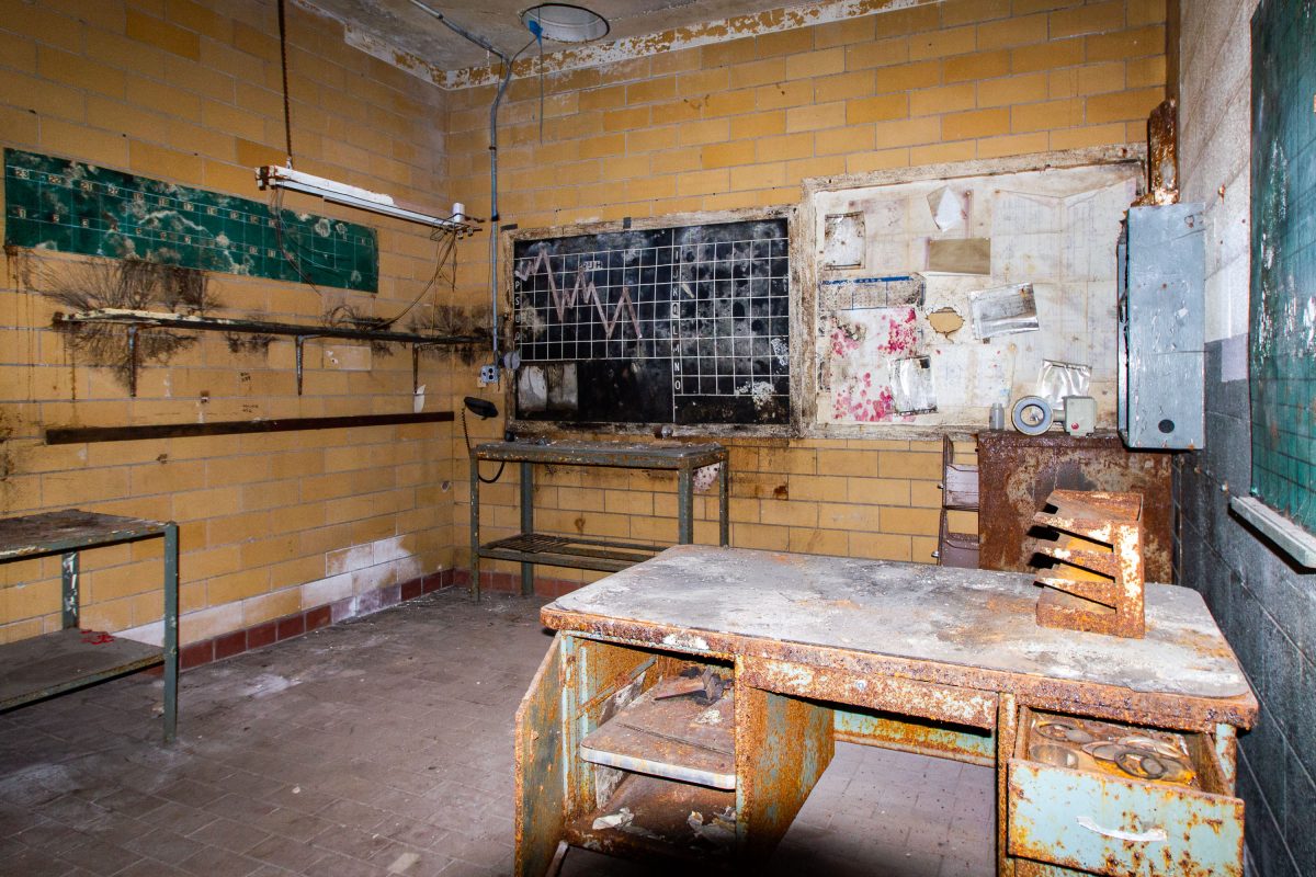 Abandoned Testing Lab, Schmidt Brewery, St. Paul
