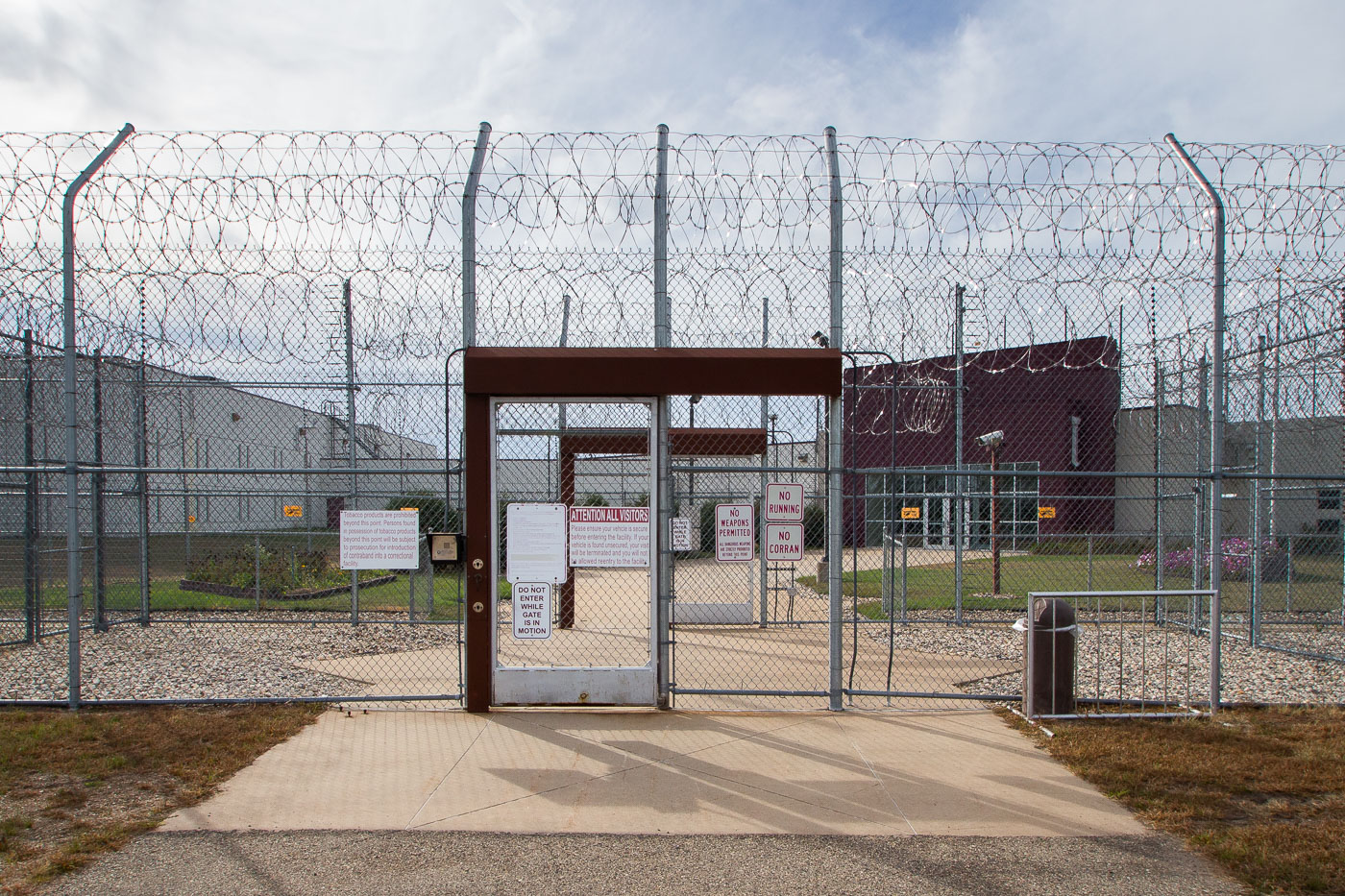 Entrance to Prairie Correctional Facility in Appleton MN