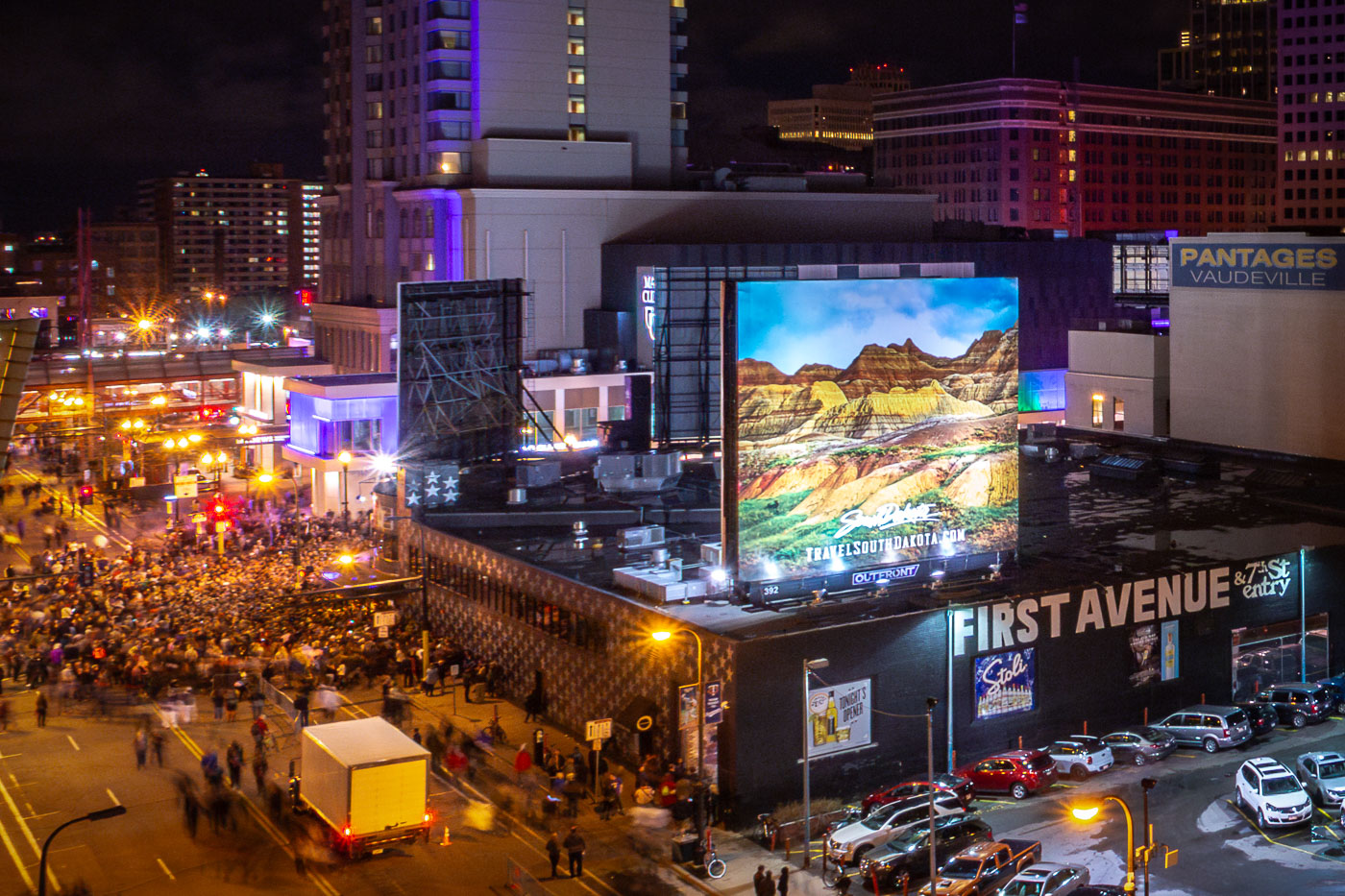 Crowd gathers in streets after Prince's death