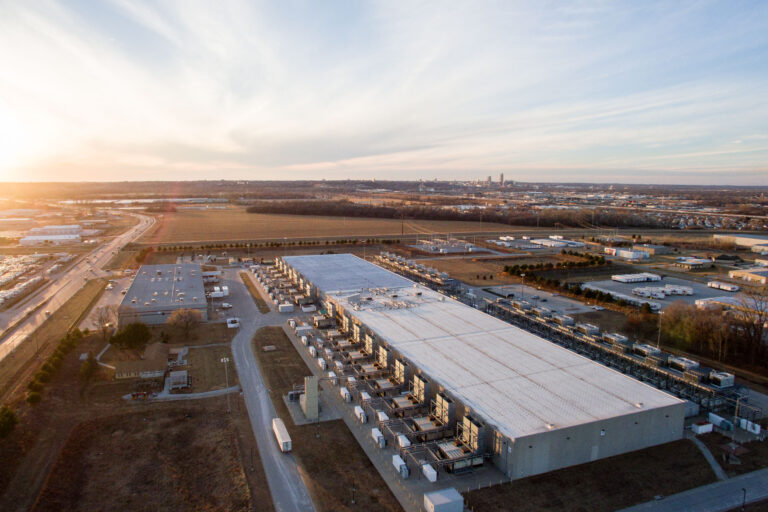 Google Data Center in Council Bluffs, Iowa 2 Large Google Data Center in Iowa