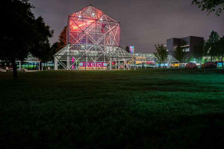 Walker Sculpture Garden Glass building 3 Walker Sculpture Garden in Minneapolis.