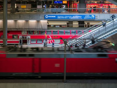 Berlin Hauptbahnhof Regional Train Platforms, Berlin
