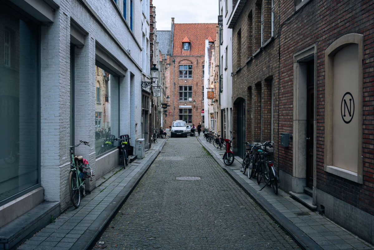 A alleyway in Bruges, Belgium. September 2017.