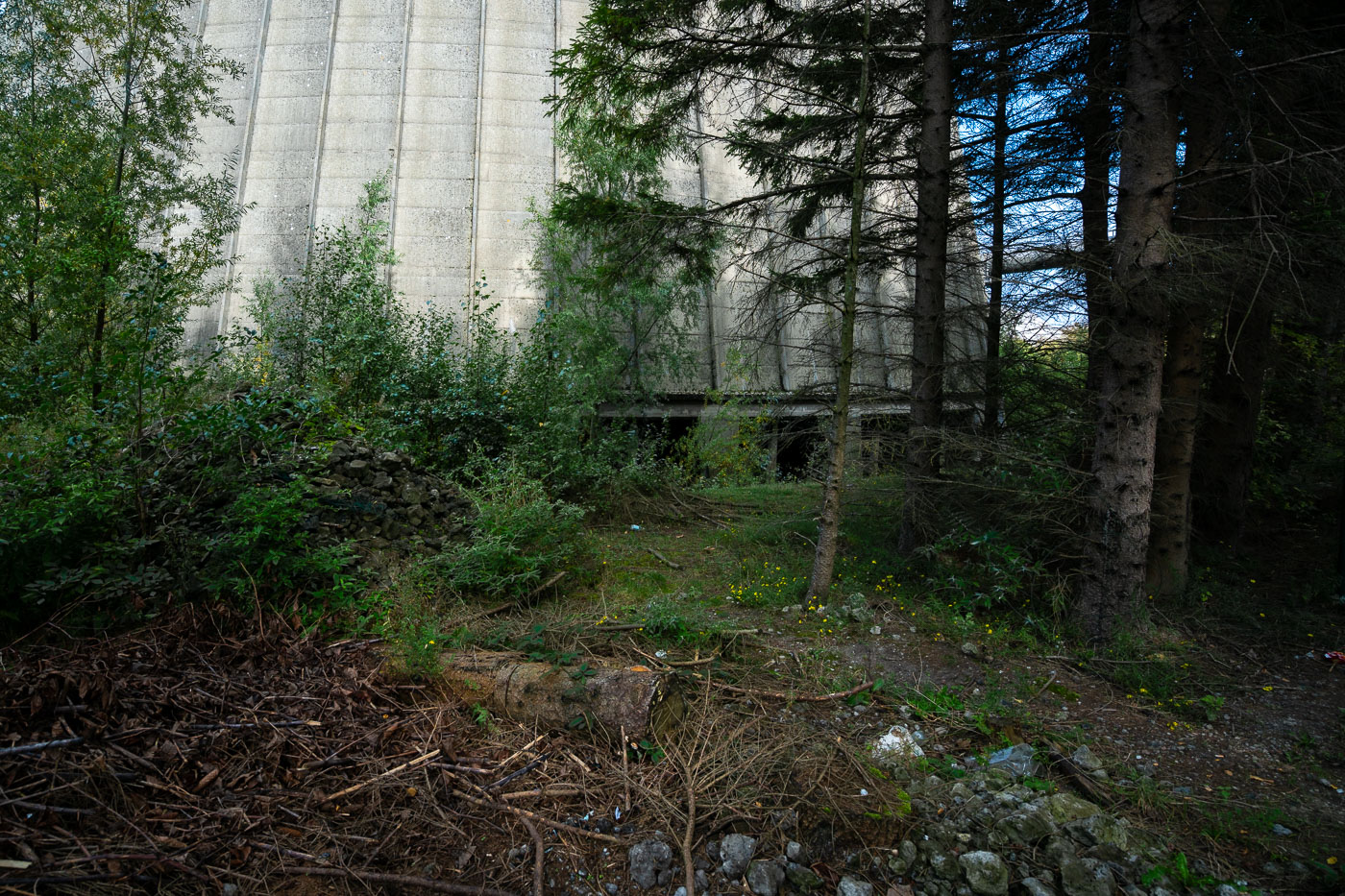 Cooling Tower Edge in Charleroi