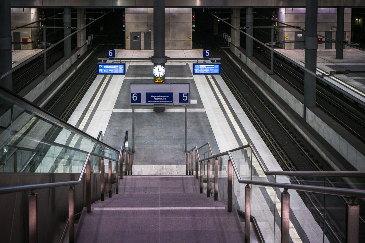 Tracks 5 and 6 at Berlin Hauptbahnhof