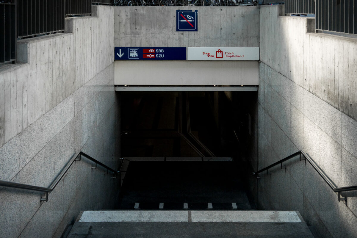 Zürich Hauptbahnhof Underpass Entrance