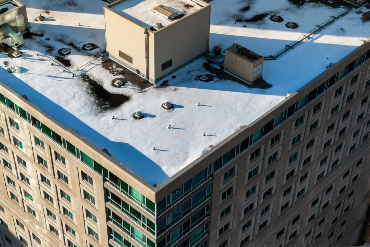 Metro Apartments building on Marquette Ave and S 9th St in Downtown Minneapolis.