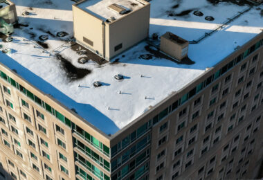 Metro Apartments building on Marquette Ave and S 9th St in Downtown Minneapolis.