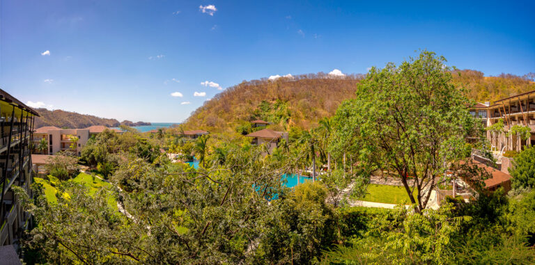 Dreams Las Mareas, Costa Rica 1 All-Inclusive Dreams resort near La Cruz Costa Rica.