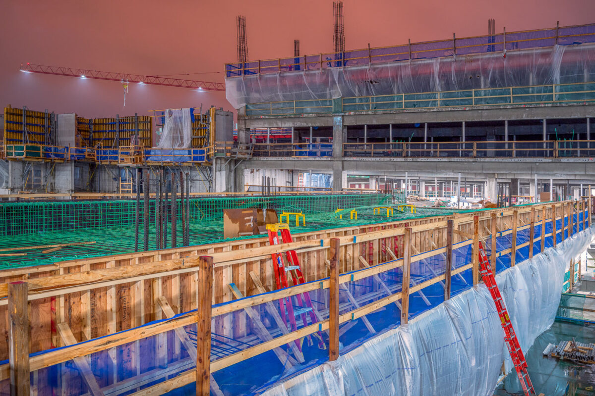 New parking ramps being constructed at the Minneapolis−Saint Paul International Airport.