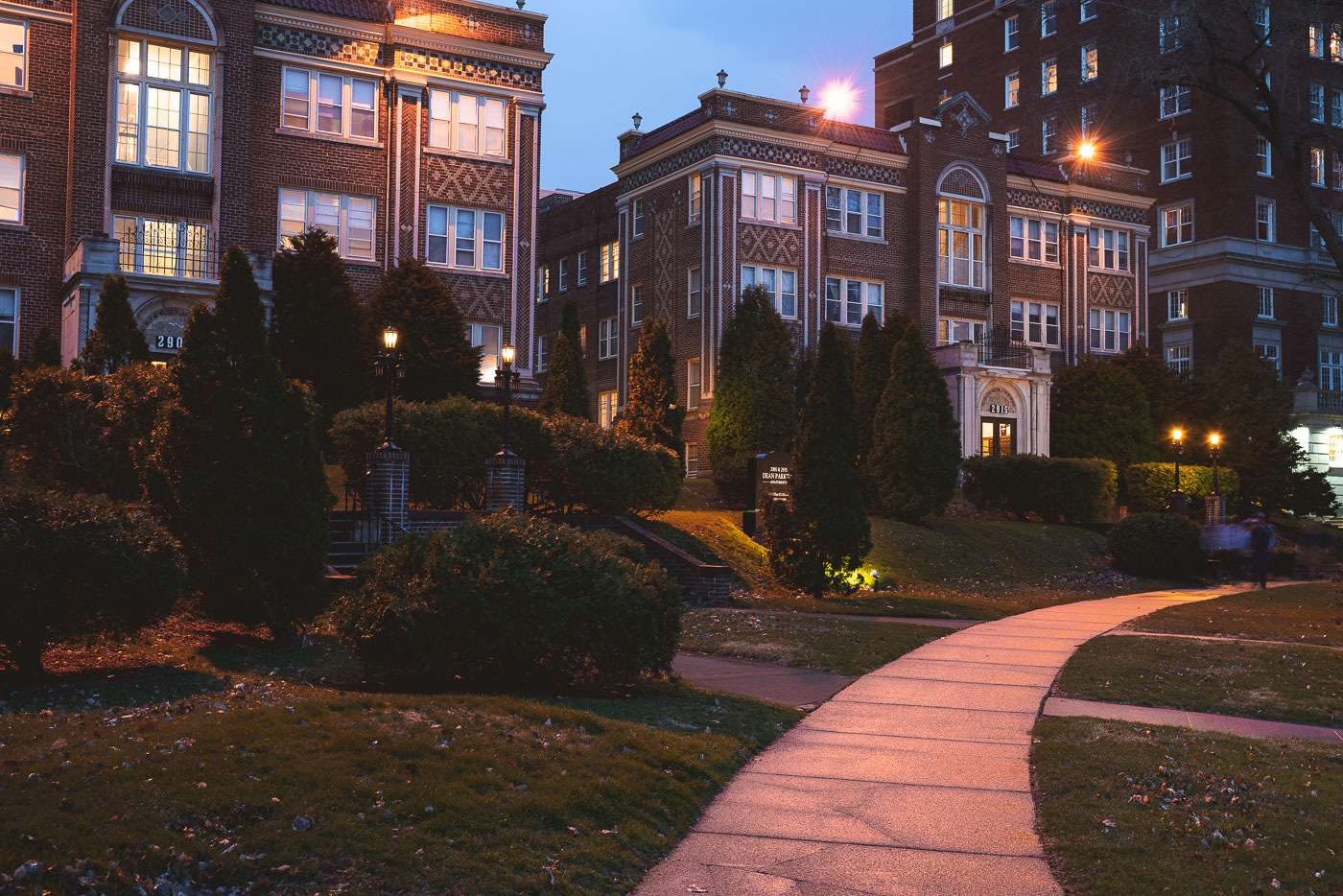 Dean Parkway Apartments in Minneapolis