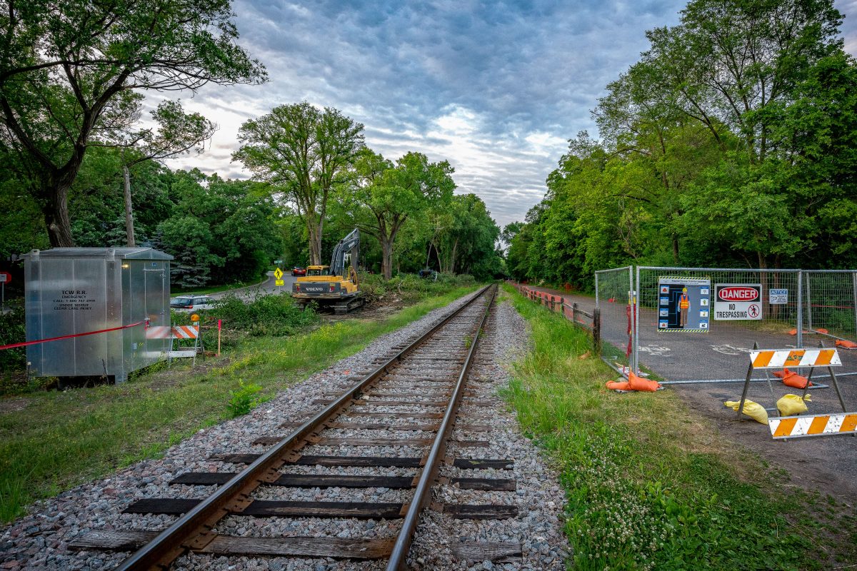 Cedar Lake Trail Closes at Cedar Lake Parkway
