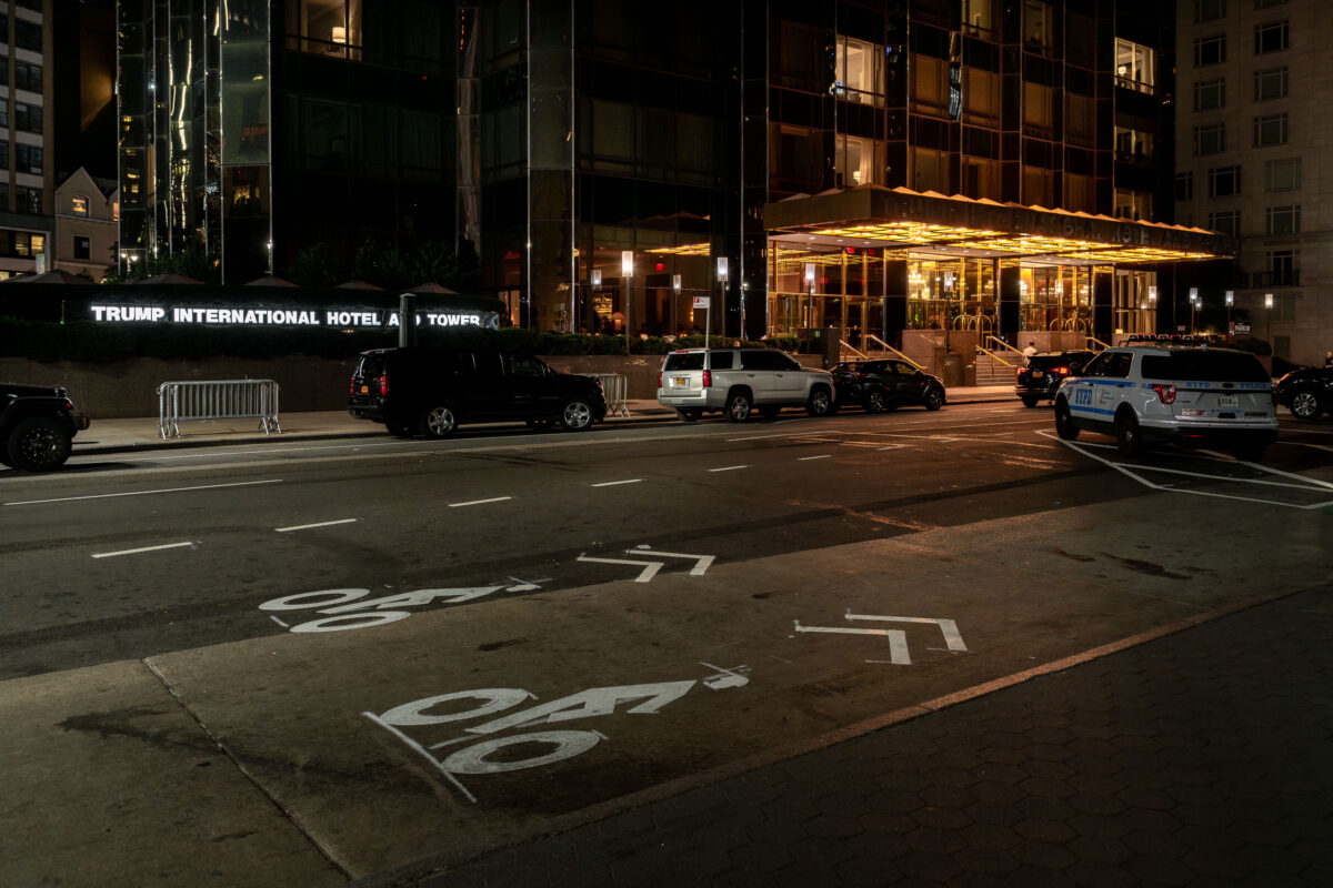 Trump International Hotel, Manhattan, Night