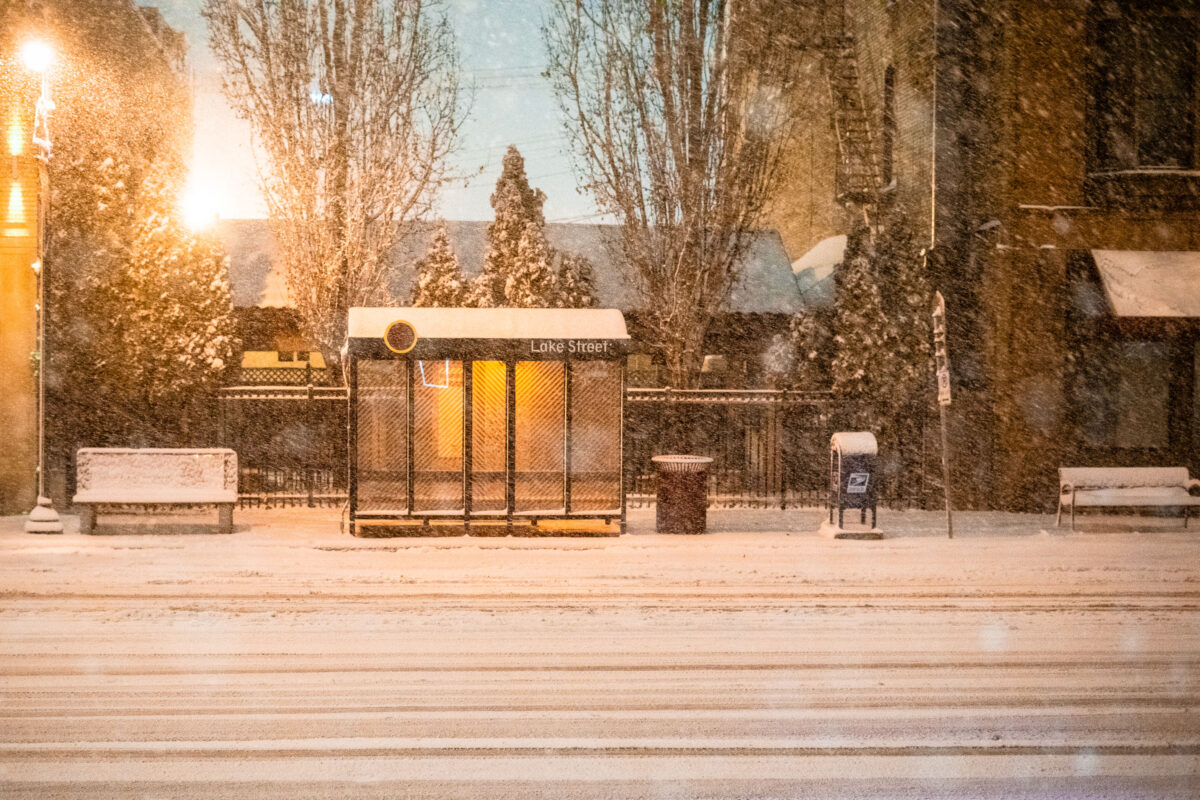 Minneapolis Lake Street Bus Stop in November Snowstorm 2019