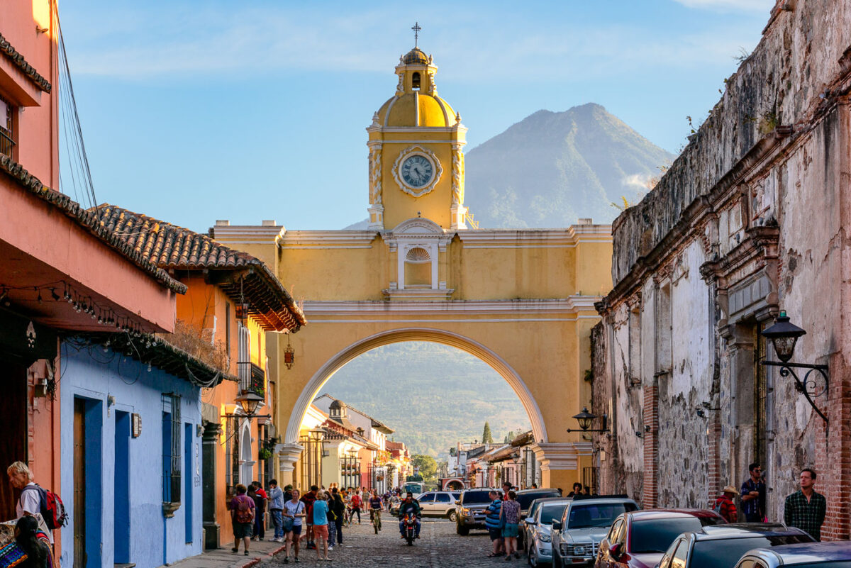 The Santa Catalina Arch is one of the distinguishable landmarks in Antigua Guatemala, Guatemala, located on 5th Avenue North.[1] Built in the 17th century, it originally connected the Santa Catalina convent to a school, allowing the cloistered nuns to pass from one building to the other without going out on the street. A clock on top was added in the era of the Central American Federation, in the 1830s.