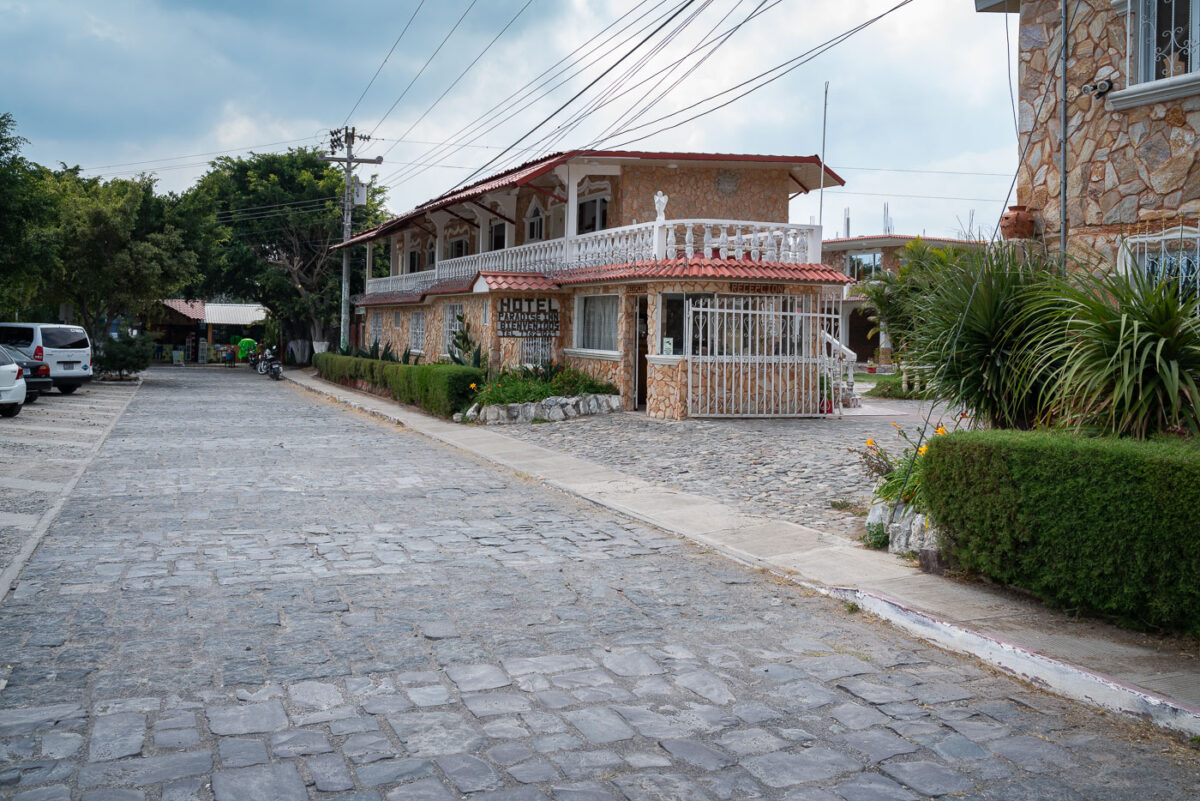 Paraise Inn Hotel, Panajachel, Guatemala