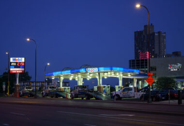 Bobby & Steves convenience store an hour before a 10pm curfew goes into effect after days of unrest following the May 25th, 2020 death of George Floyd.
