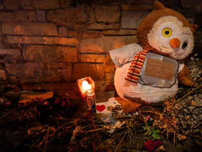 Stuffed Owl with Note for Gianna, George Floyd Square