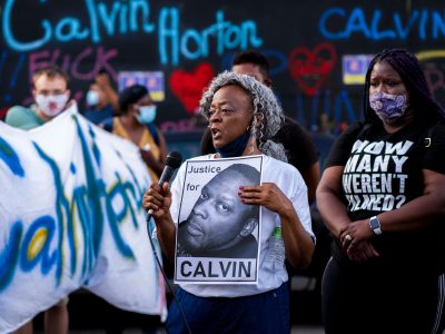 Mae Roberts speaks at Calvin Horton vigil, Cadillac Pawn, Lake St