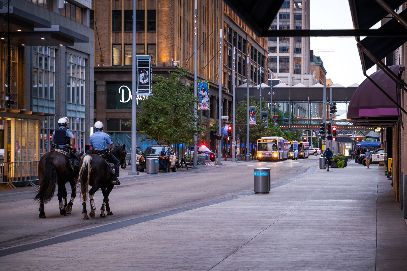 Minneapolis police on horses on Nicollet Mall