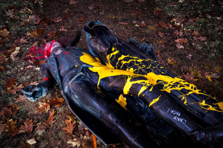 Washburn Fair Oaks, Minneapolis 1 George Washington statue toppled in Minneapolis.