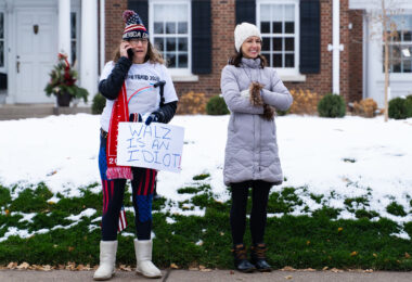Protesters outside Minnesota Governor's Mansion