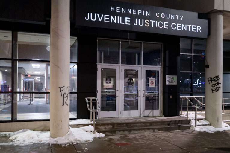 New Years Eve noise demo protest in Minneapolis 1 Around a hundred joined a NYE nationwide call for protest supporting those imprisoned by the state. The Minneapolis Police, State Patrol, Golden Valley PD, Hennepin Sheriffs, & state aerial surveillance descended on the area to arrest dozens after the jail was spray-painted.