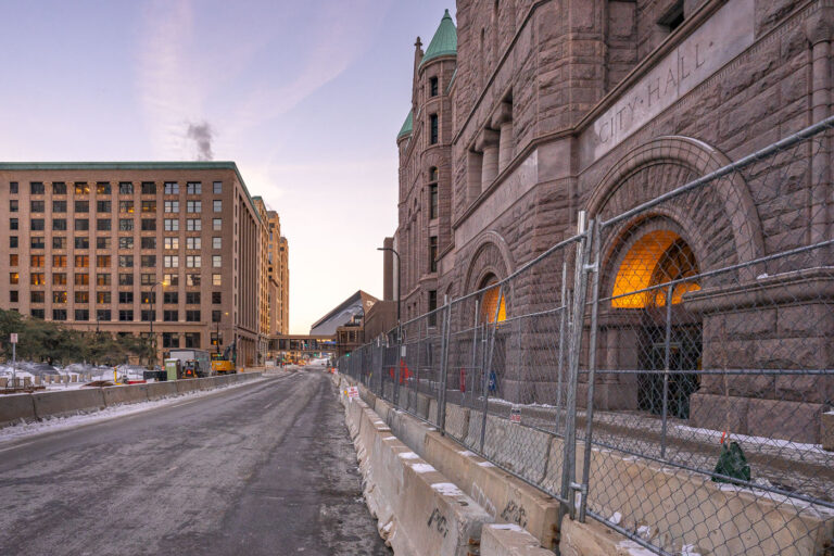 MInneapolis City Hall Boards 4 Fencing and barricades begin going up around Minneapolis City Hall. The layers of fencing and barriers are going up with 20 days remaining before jury selection begins in the George Floyd Trial.