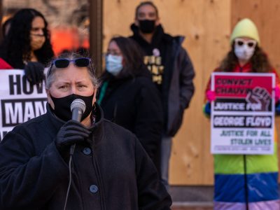 Michelle Gross speaks at Hennepin County Government Center