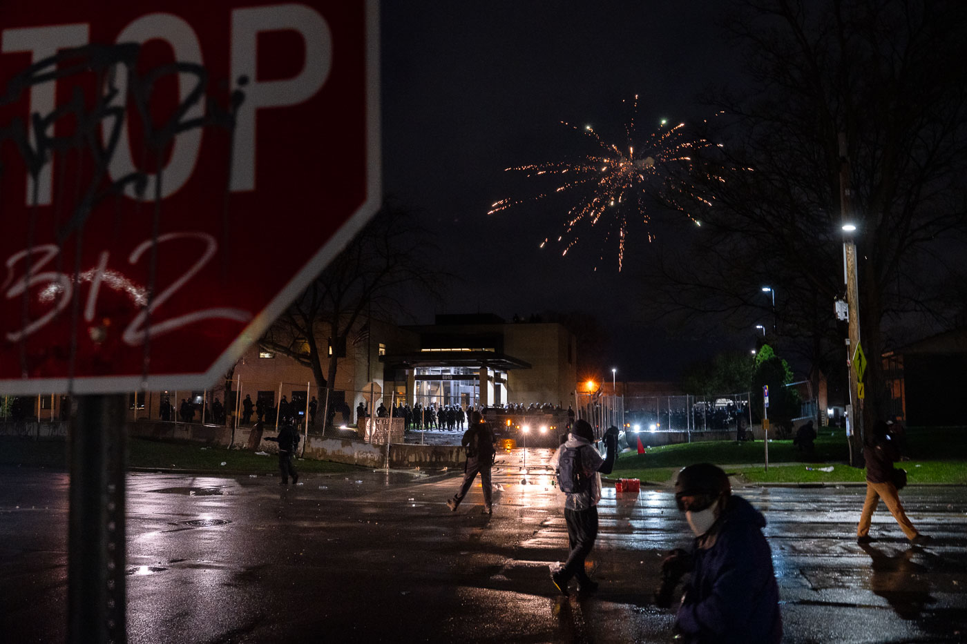 Daunte Wright protesters and fireworks