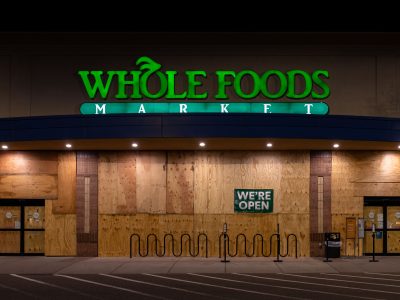 Minneapolis Whole Foods Boarded Up During Derek Chauvin Trial
