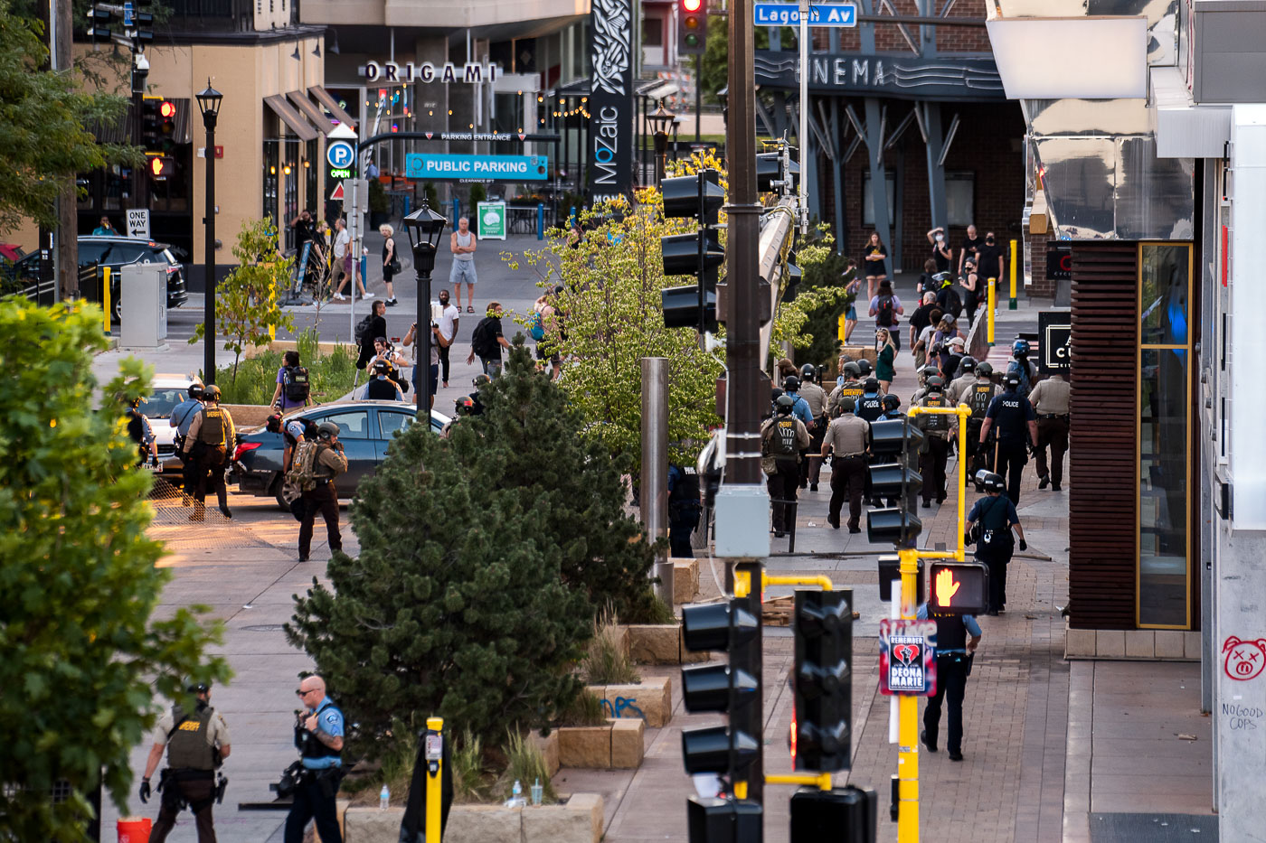 Heavy law enforcement response in Uptown Minneapolis