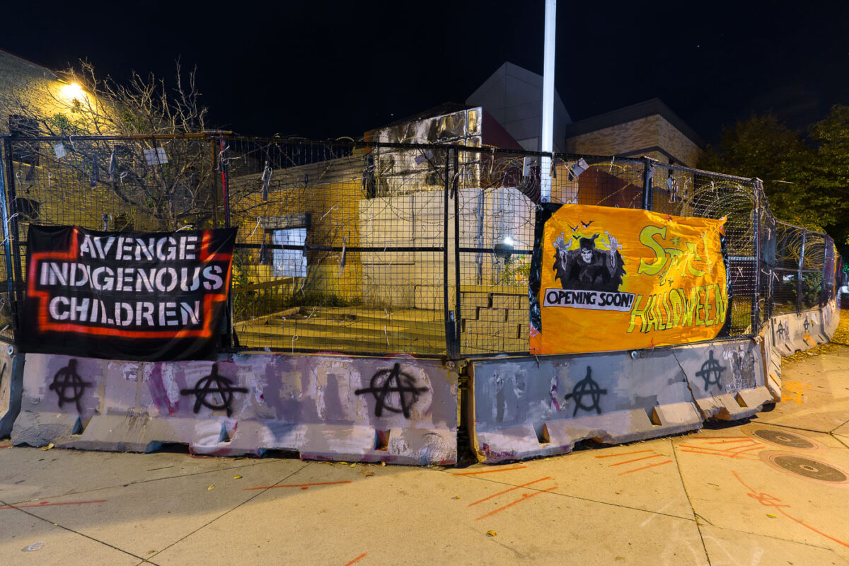 Spirit Halloween Minneapolis Police Station