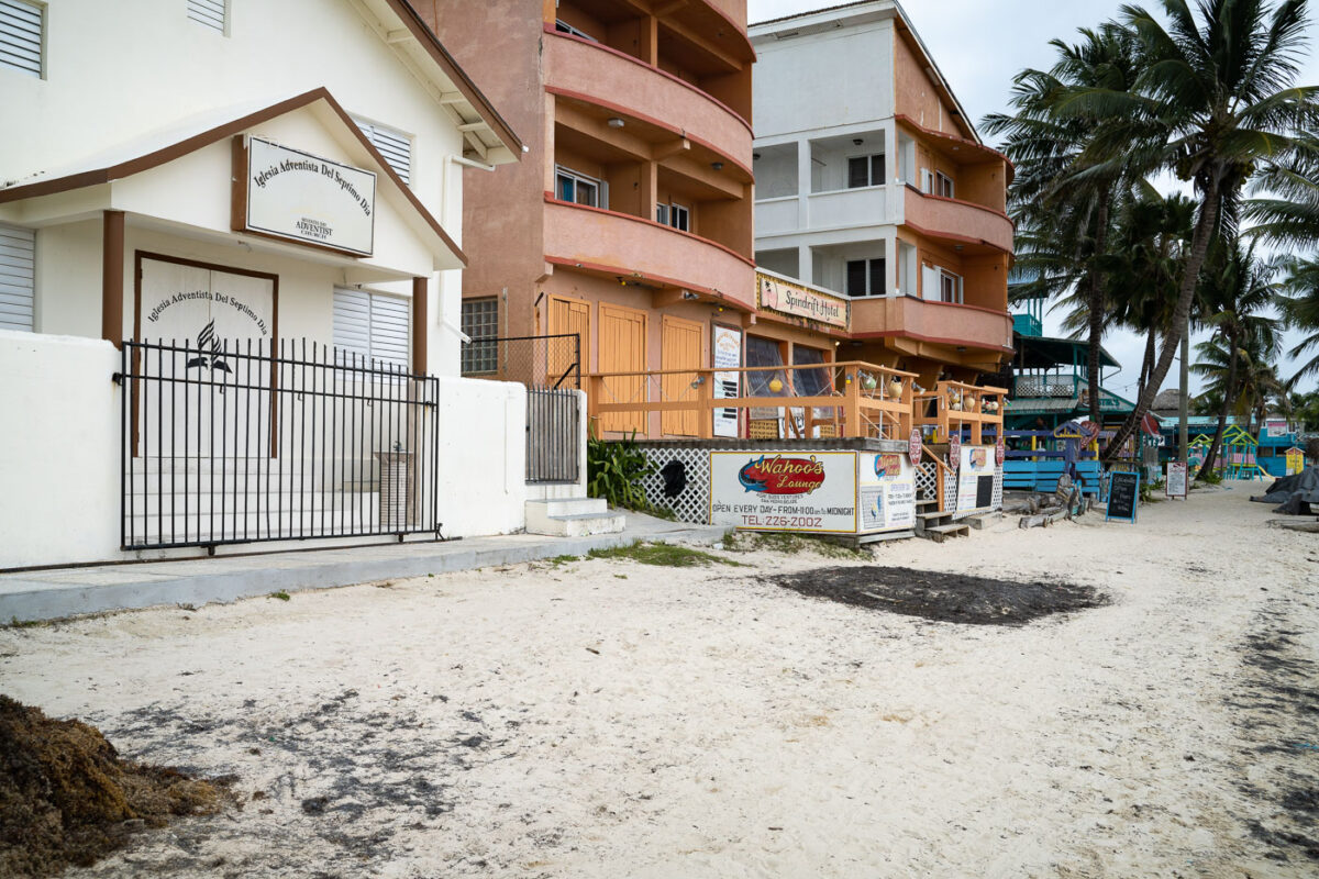 Wahoo's Lounge in Ambergris Caye