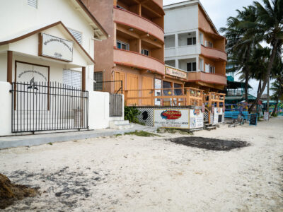 Wahoo's Lounge and Spindrift Hotel, Ambergris Caye