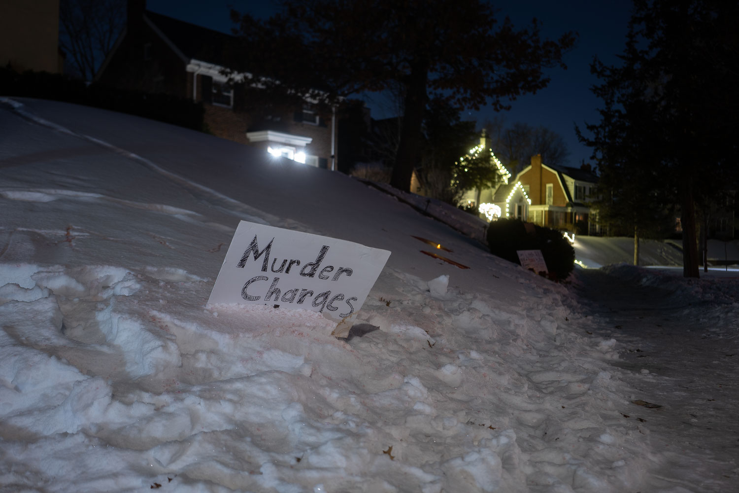 Amir Locke protests
