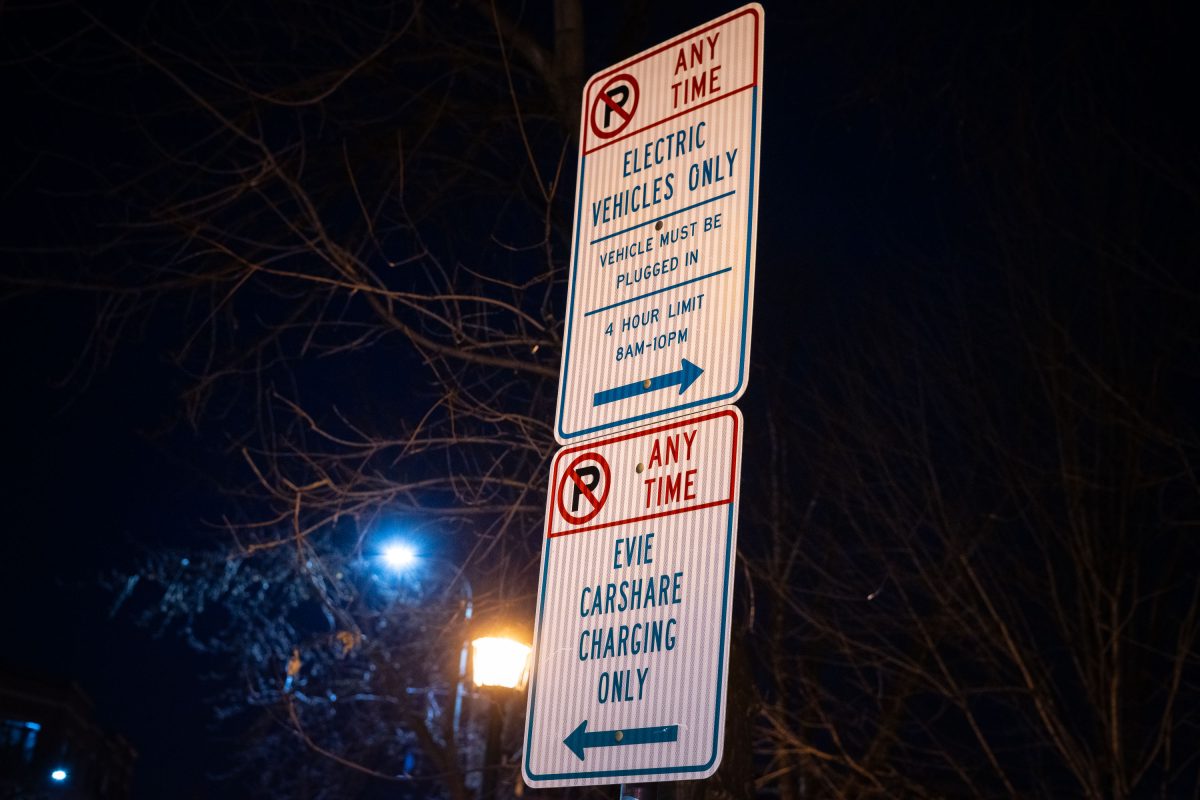 Electric Car Charging Signs in Minneapolis