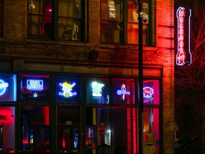 Dulono's Pizza Neon Sign, Downtown Minneapolis