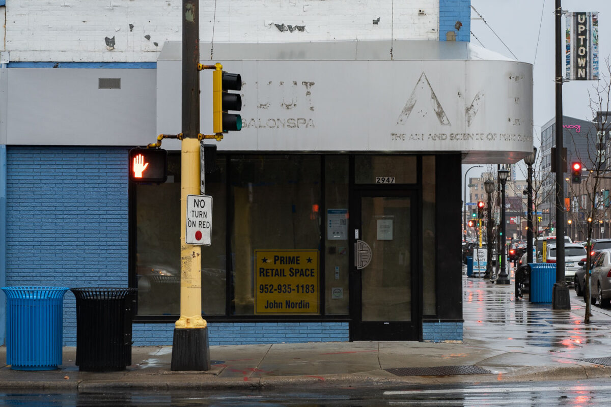 A retail storefront at Hennepin and Lake in Uptown Minneapolis. The space was formerly occupied by JUUT, an Aveda hair salon.