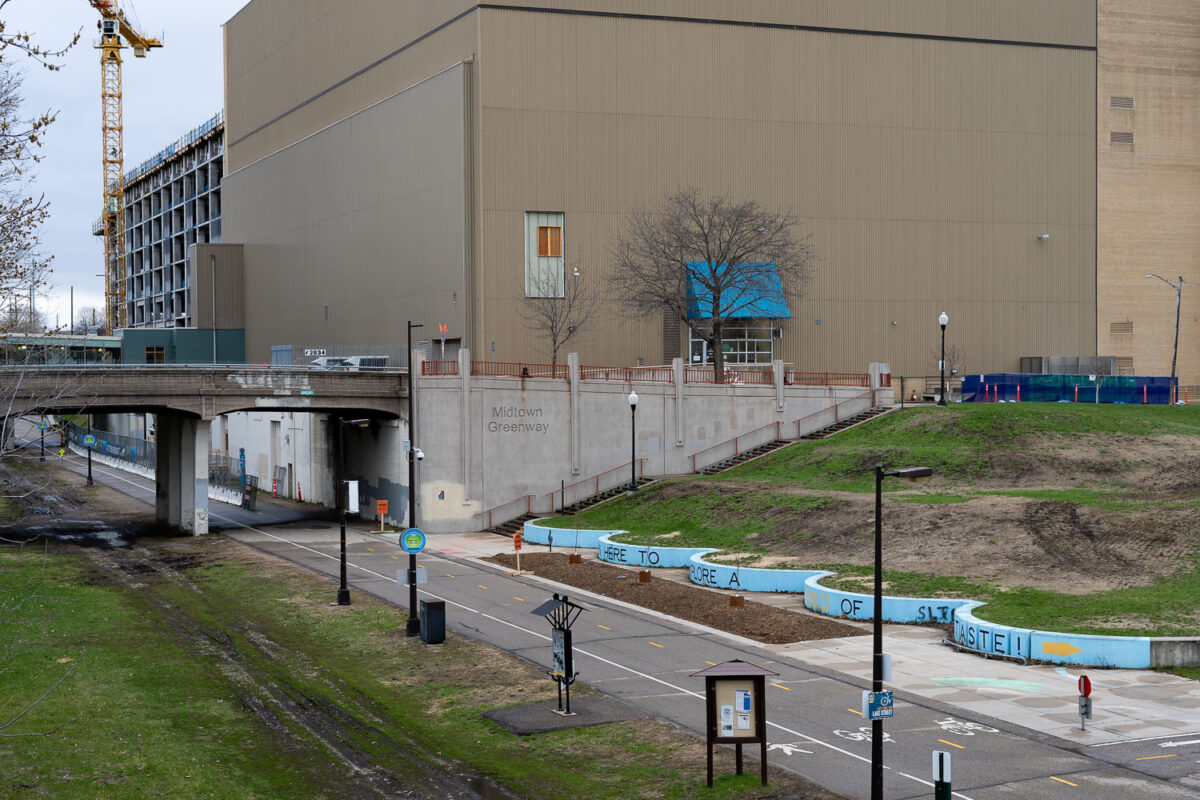 The Midtown Greenway at 10th Avenue.