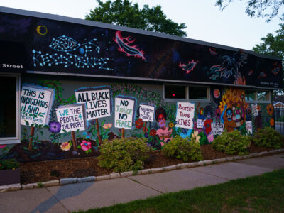 South Minneapolis Mural: "All Black Lives Matter" and "No Justice No Peace"