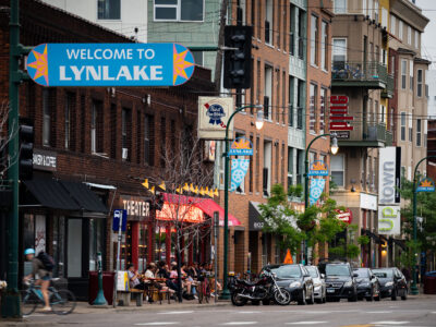 Welcome to Lynlake: Uptown Minneapolis Street Scene