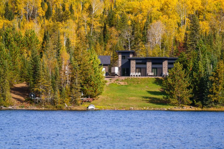 A home on Gunflint Lake, Minnesota 2 A home on Gunflint Lake, Minnesota