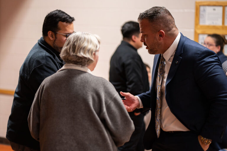 Brian O'hara speaks to the community 1 Minneapolis police chief nominee Brian O’Hara speaking to South Minneapolis community members gathered at Stewart Park for a meet and greet. He spent time talking about the consent decree process Newark went through and differences between Newark and Minneapolis.