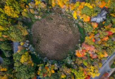 Fall colors around Lake Minnetonka in Deephaven, Minnesota.