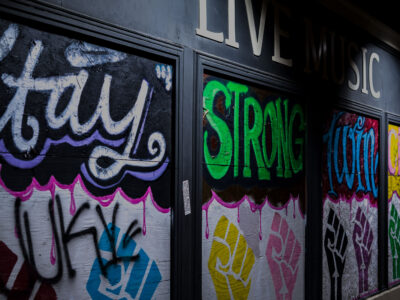 Mortimer's Bar: "Stay Strong" Graffiti on Lyndale Ave, Minneapolis
