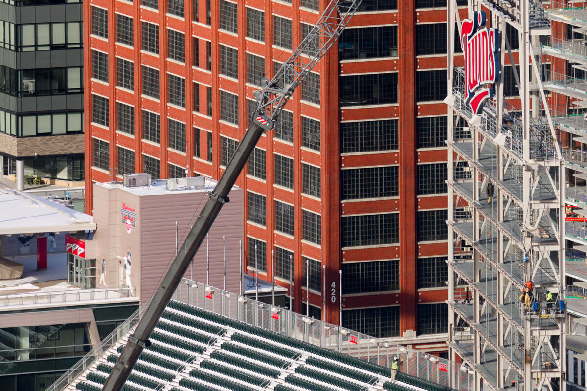 Workers installing a new 76% larger 10,000 square foot LED videoboard at Target Field. @ballparkdigest
 says it'll be the 4th largest video display in Major League Baseball and just the 5th HDR capable board. (Minneapolis, December 2022).